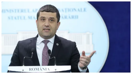 Ministrul Apărării discutând despre capabilitățile anti-dronă în România.