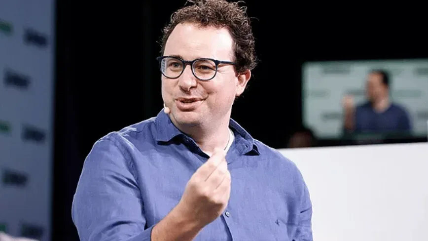 Discuții despre riscurile inteligenței artificiale în securitatea cibernetică.