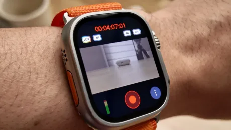 Control video îmbunătățit pe Apple Watch pentru filmări cu iPhone.