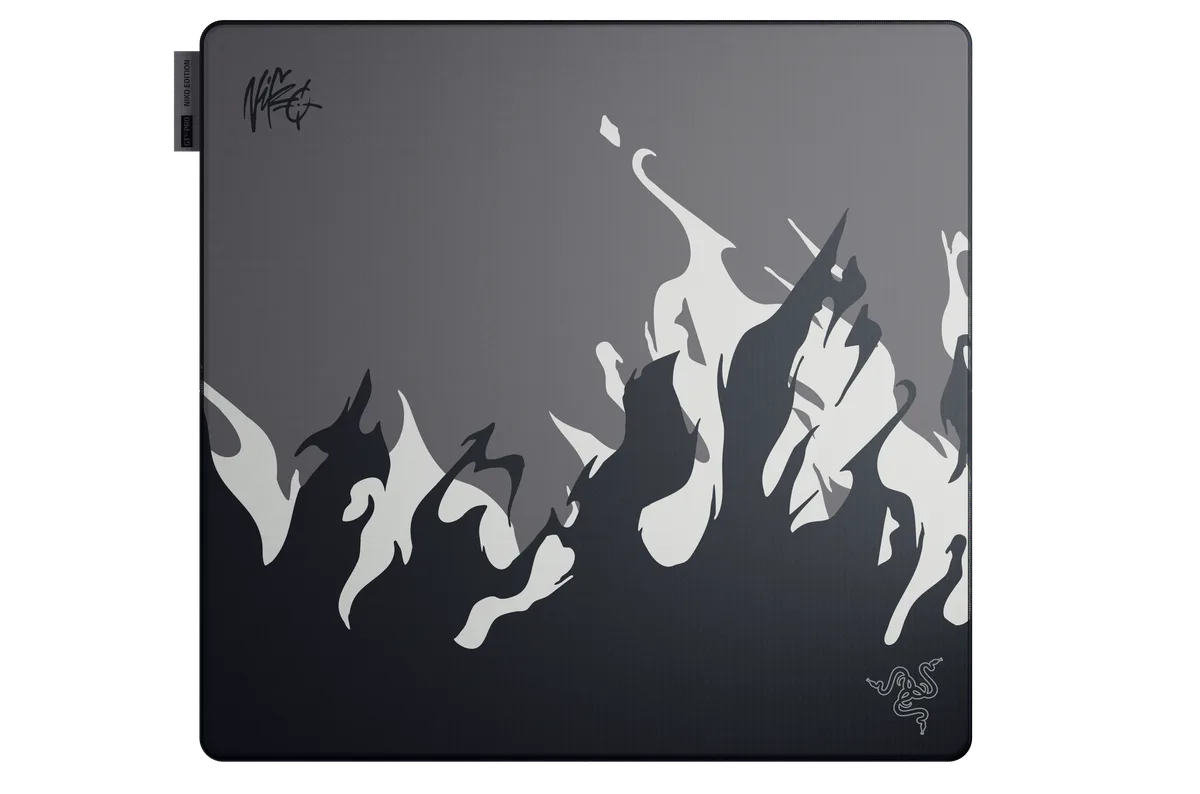 Mousepad Razer Gigantus V2 Pro cu design personalizat NiKo