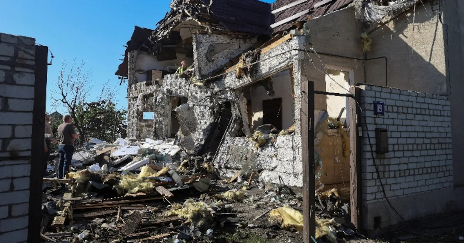 Clădire avariată după atacul rusesc asupra portului din Izmail.