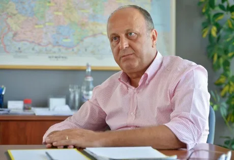 Dan Șucu discută despre impactul sancțiunilor asupra băncilor și încrederea în sectorul financiar.