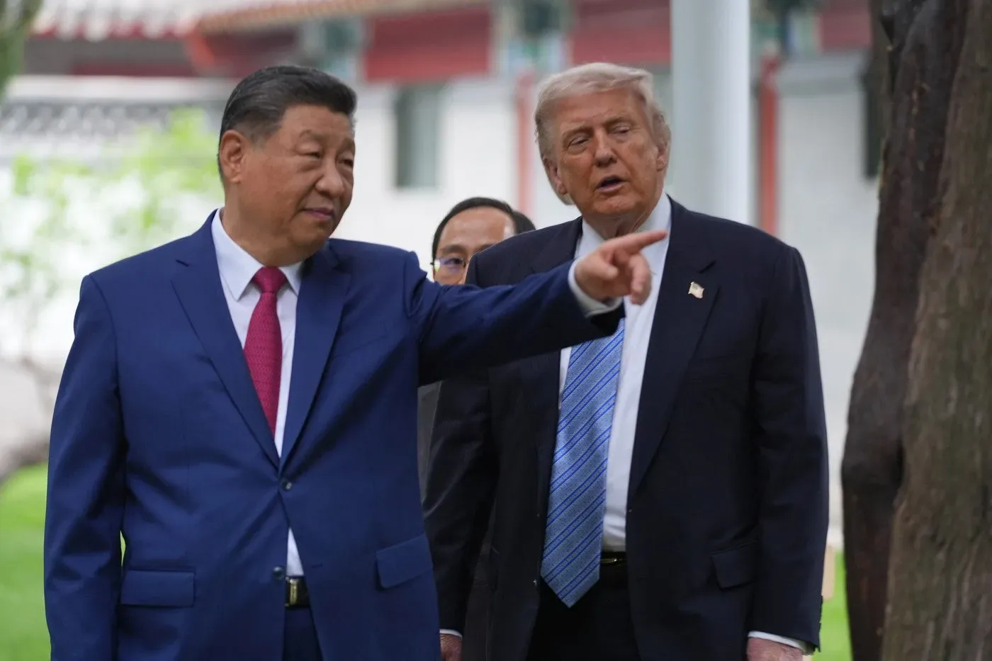 Donald Trump și Xi Jinping discută despre relațiile SUA-China și Taiwan.