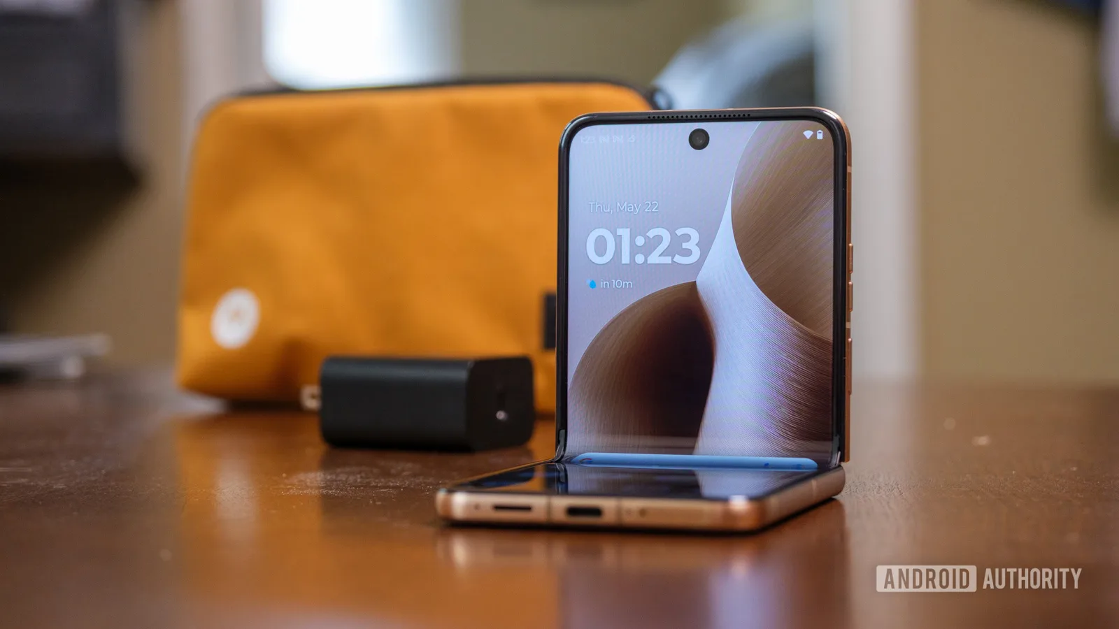 Telefoanele Motorola redirecționează aplicația Amazon prin linkuri de afiliere suspecte.