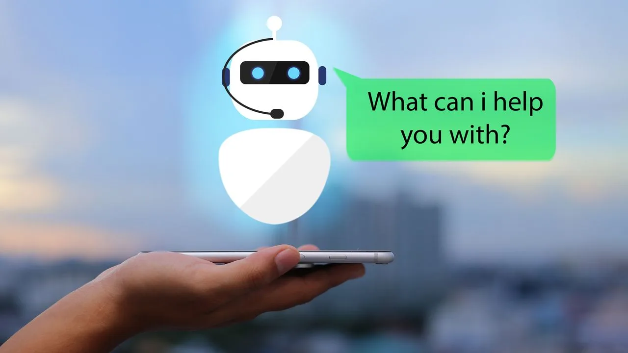 Un robot interactiv care oferă asistență utilizatorului pe un telefon mobil.