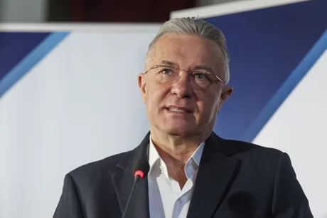 Cristian Diaconescu discută despre stabilitatea politică din România.