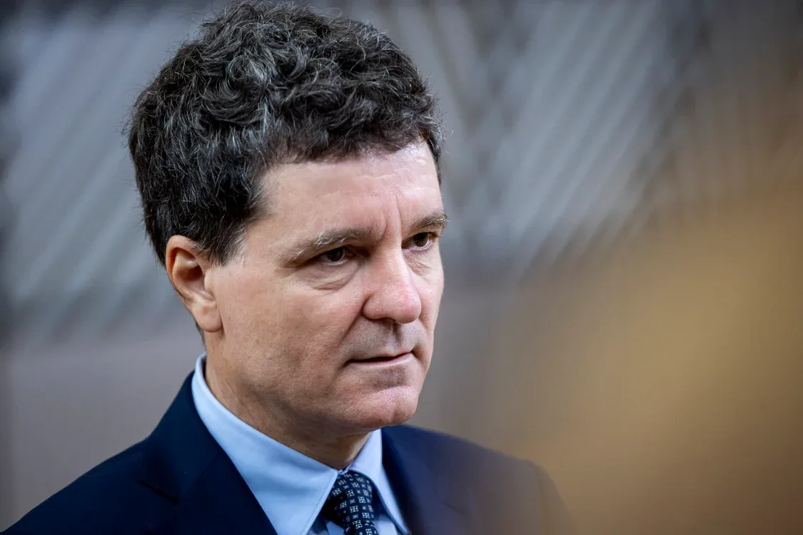 Nicușor Dan discută despre numirile în conducerea SRI și SIE.