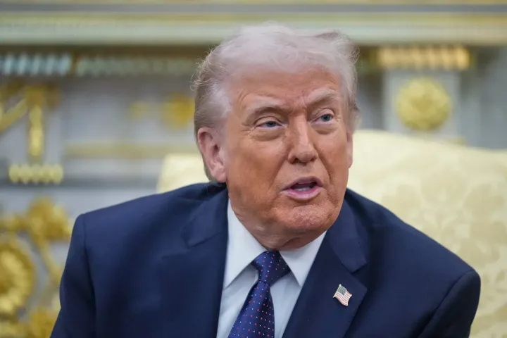 Donald Trump discută despre blocada porturilor iraniene și condițiile acordului nuclear.