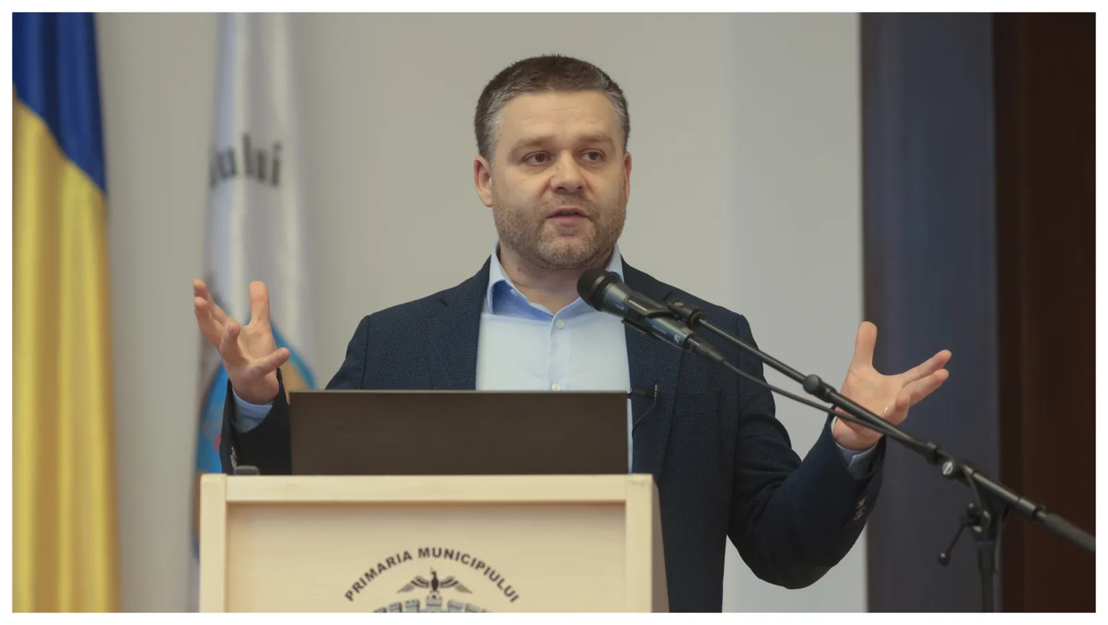 Dispută între Primăria Capitalei și RAR privind accesul la datele auto.