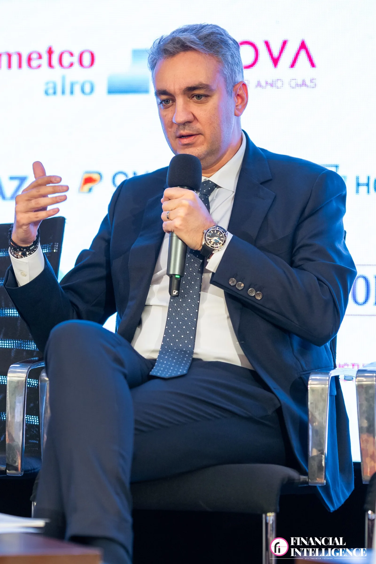 Președintele ANRE discută despre clasificarea furnizorilor de energie.