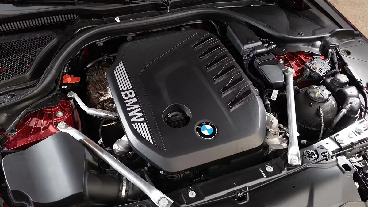 Motor diesel BMW cu 6 cilindri, pregătit pentru emisiile Euro 7.