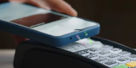 O metodă de plată NFC poate fura bani de pe un iPhone blocat.