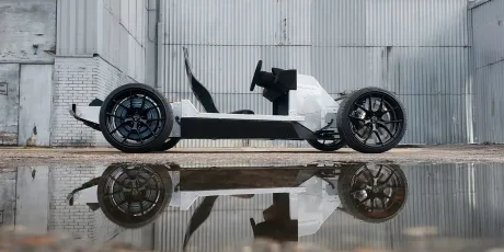 Un vehicul electric inovator, pregătit pentru o nouă eră a mobilității.