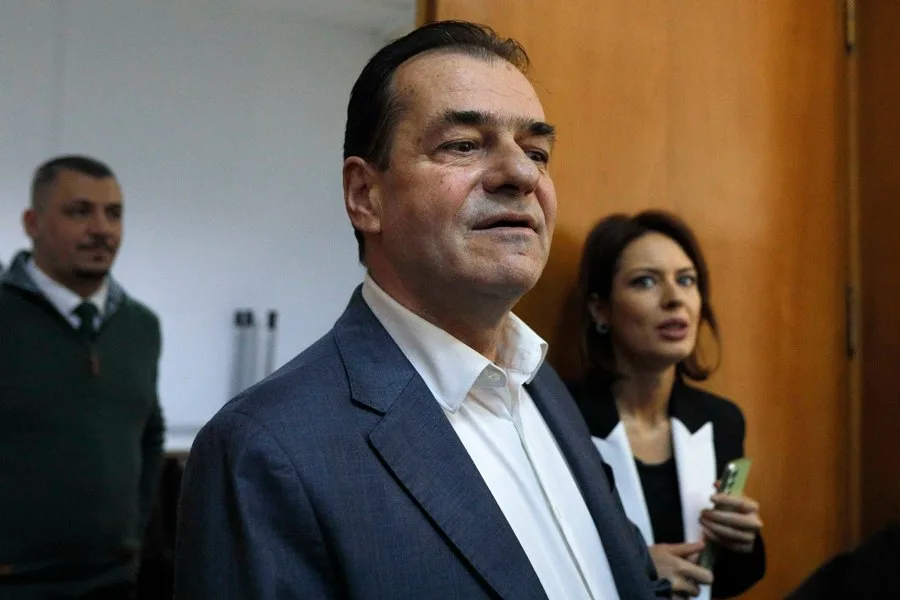 Ludovic Orban discută despre nominalizări politice și riscuri în Parlament.