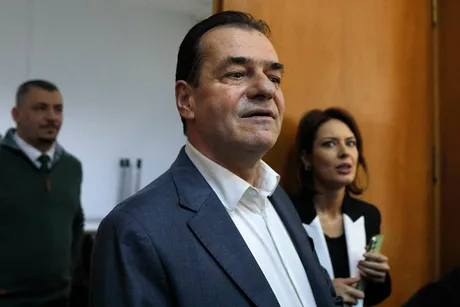Ludovic Orban discută despre nominalizări politice și riscuri în Parlament.