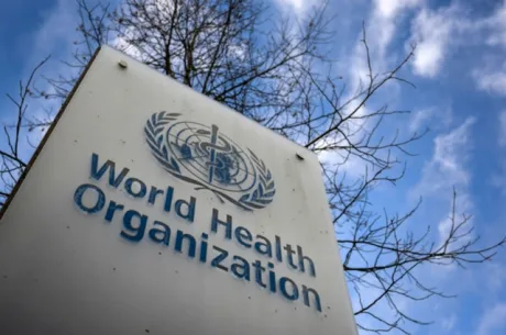 Organizația Mondială a Sănătății avertizează asupra extinderii Ebola.