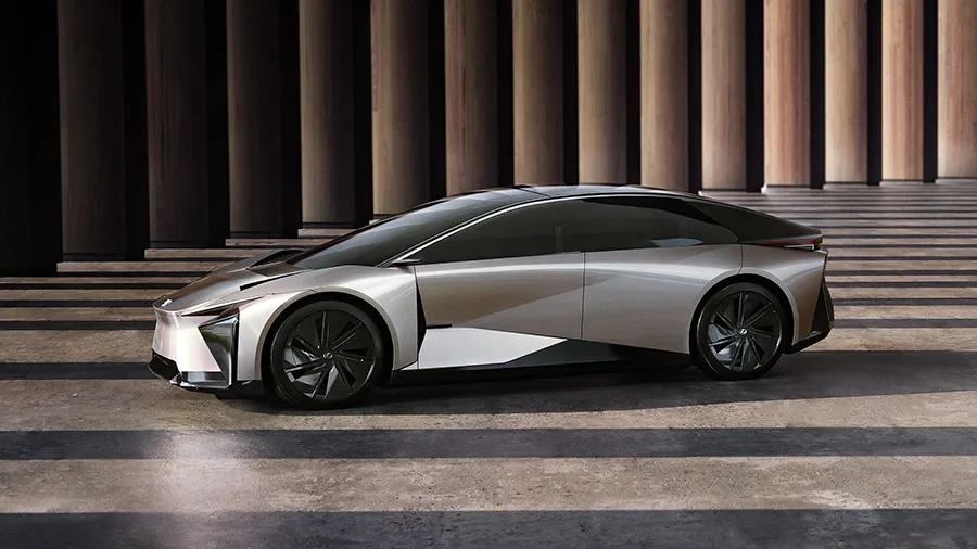 Toyota suspendă dezvoltarea sedanului electric Lexus LF-ZC din cauza schimbărilor de cerere pe piață.