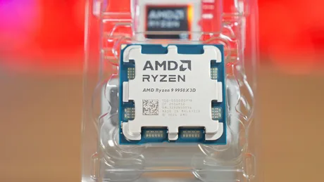 Procesor AMD Ryzen 9 9950X3D2 cu 3D V-Cache pe ambele CCD-uri.