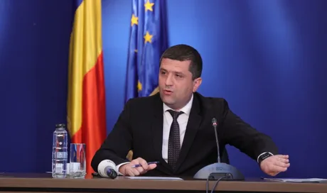 Ministrul interimar al Transporturilor discutând despre penalitățile Metrorex.