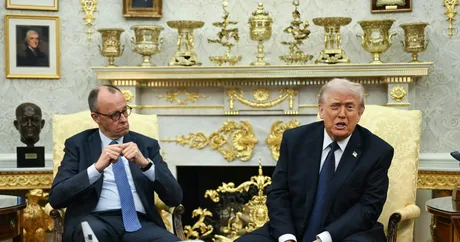 Friedrich Merz și Donald Trump discutând despre efectele războiului din Iran.