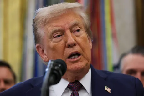 Donald Trump vorbește despre relațiile tensionate cu Iranul.
