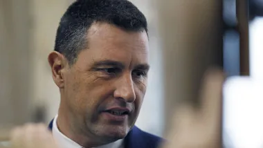 Vicepremierul discută despre viitorul energetic al României.