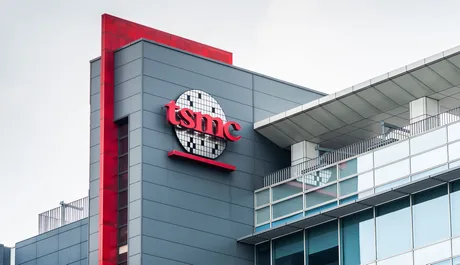 Clădirea TSMC, simbol al inovației în industria semiconductorilor.