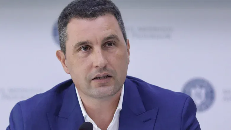 Tanczos Barna discută despre măsurile împotriva pestei porcine africane.