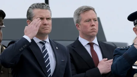 Tensiuni interne la Pentagon între secretarii armatei și apărării.