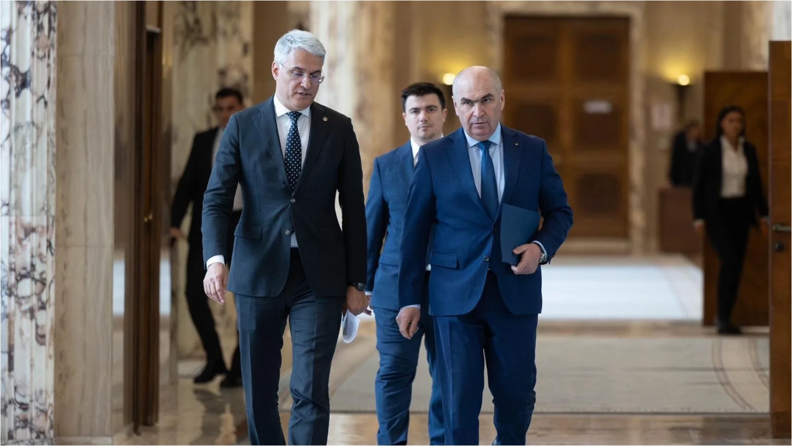 Dragoș Pîslaru discută despre viitorul guvern tehnocrat și condițiile necesare.