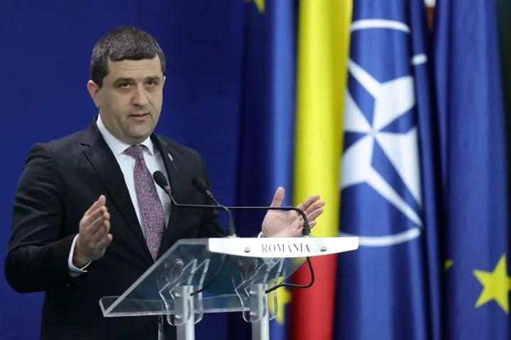 Radu Miruță susține un discurs despre producția locală.