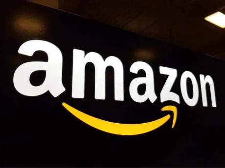 Logo-ul Amazon, simbol al inovației în tehnologie și comerț.