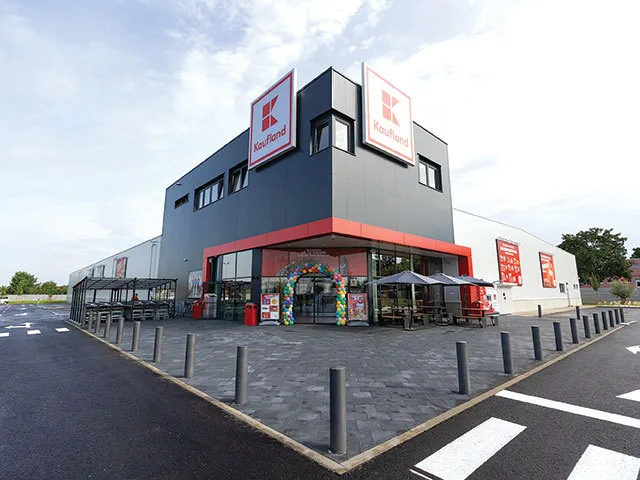 Nou hipermarket Kaufland în Chitila, cu locuri de muncă și servicii diverse.