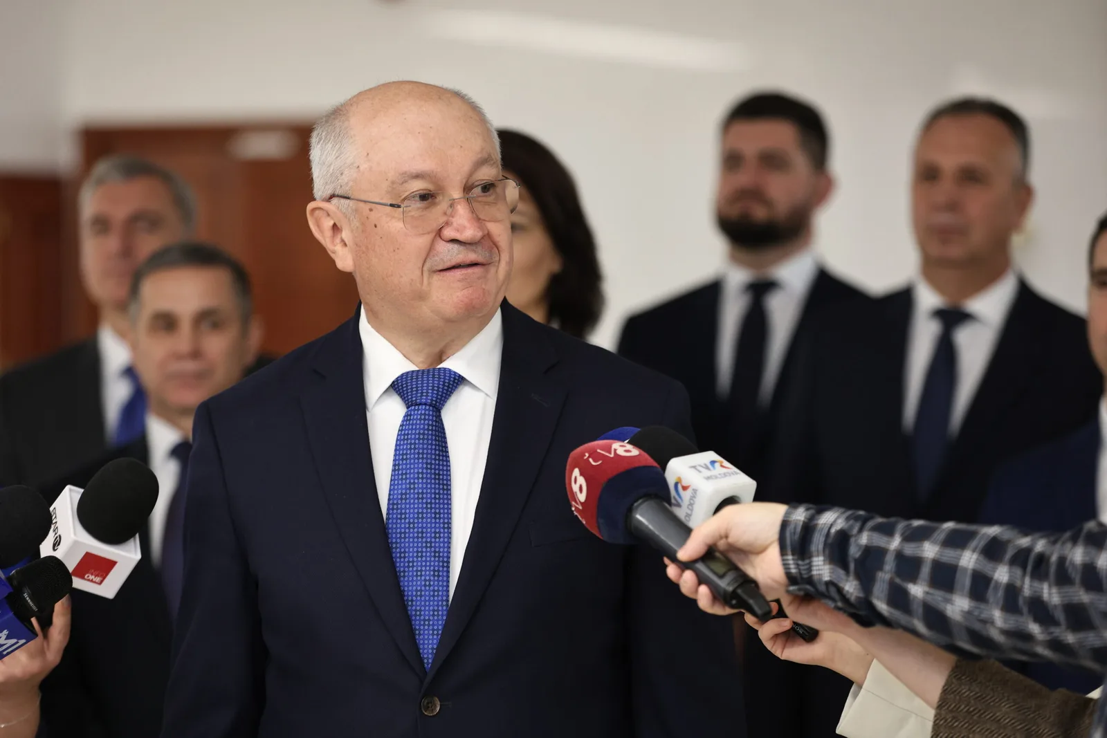 Alexandru Munteanu discutând despre unire și integrarea europeană.