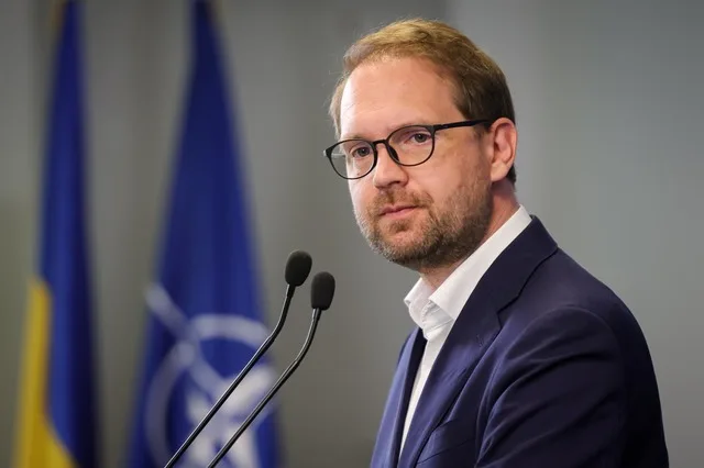 Dominic Fritz discutând despre colaborarea cu PSD în Timiș.