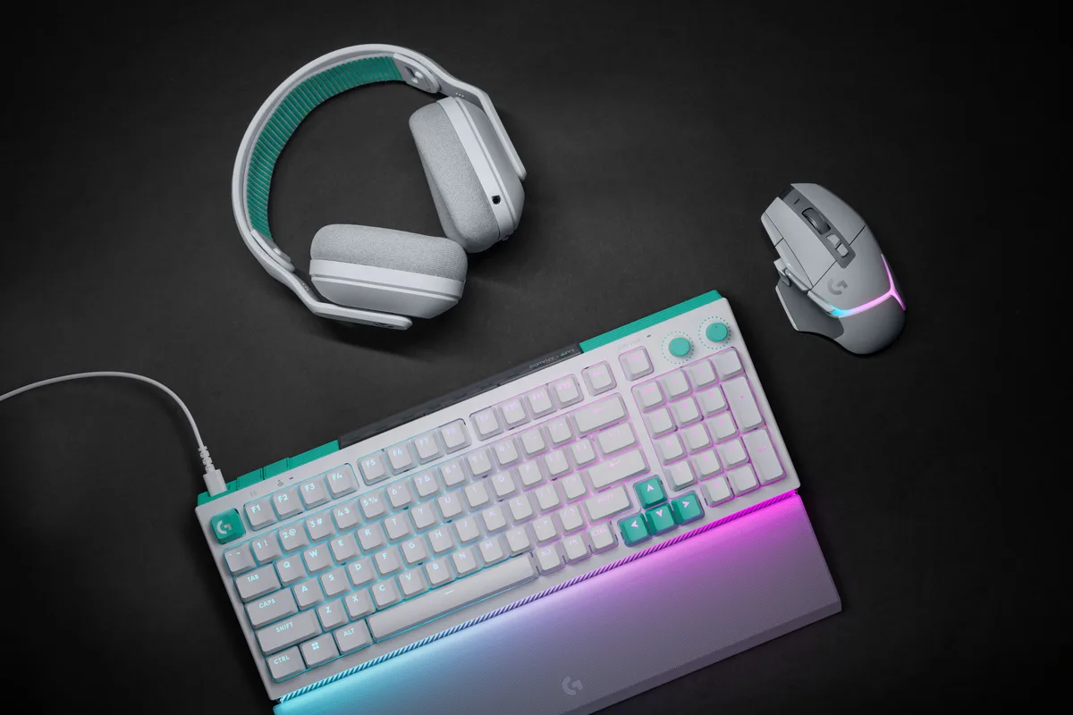 Tastatura G512 X cu iluminare RGB și design modular.