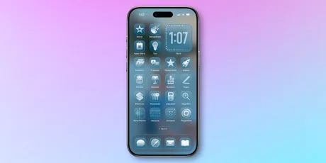 Noua interfață iOS 26.4 cu personalizări pentru Liquid Glass și comutatoare de accesibilitate.