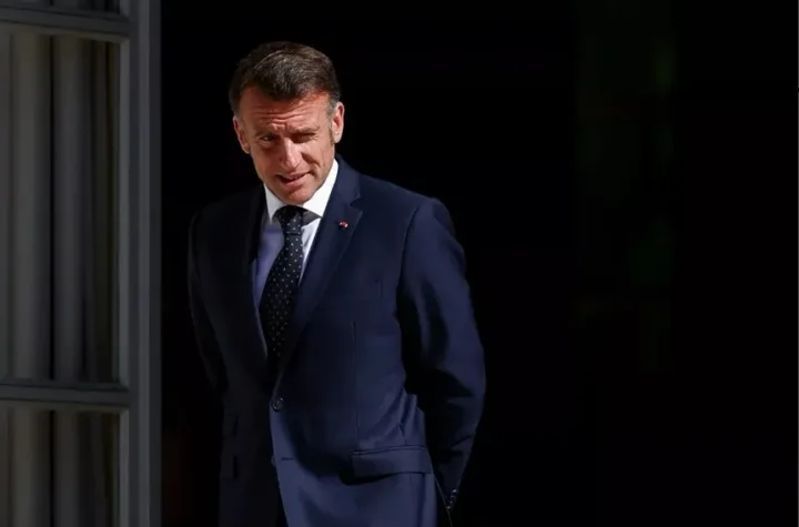 Emmanuel Macron discută despre securitatea navigației în Strâmtoarea Ormuz.