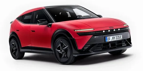 Hyundai Ioniq 3, un hatchback electric cu design aerodinamic și autonomie impresionantă.