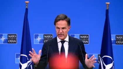 Mark Rutte discută despre sprijinul militar pentru Ucraina la o conferință NATO.