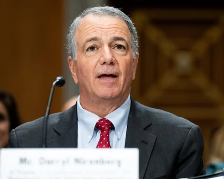 Ambasadorul SUA discută despre parteneriatul economic cu România.