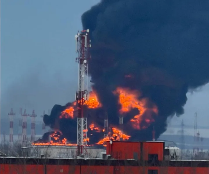 Incendiu la o stație de pompare din Tatarstan, provocat de drone ucrainene.