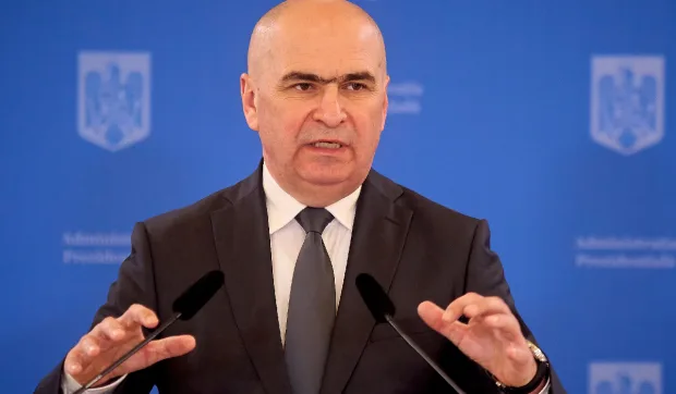 Discursul unui politician în fața presei despre moțiunea de cenzură.