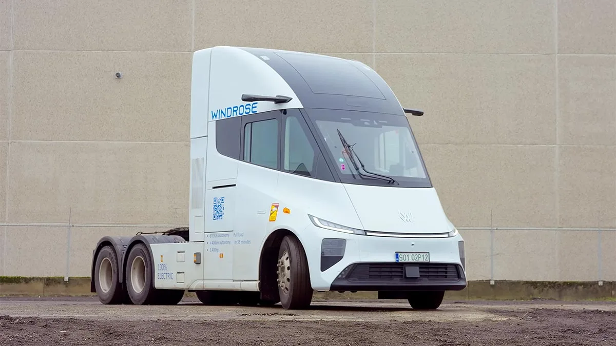 Camionul Windrose E700, un model electric inovator, ajunge în Europa.