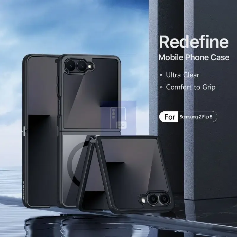 Husă transparentă pentru Galaxy Z Flip 8, confortabilă la utilizare.