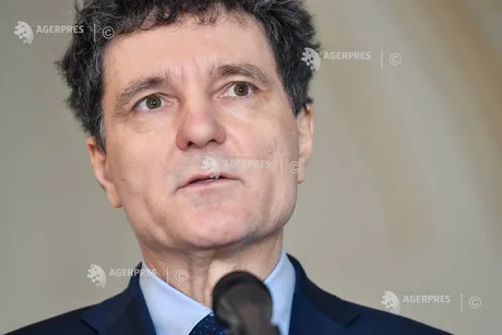 Nicușor Dan discută despre aprovizionarea cu fertilizatori în România.