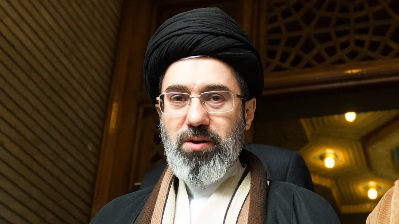 Diviziuni în regimul iranian privind negocierile nucleare cu SUA.