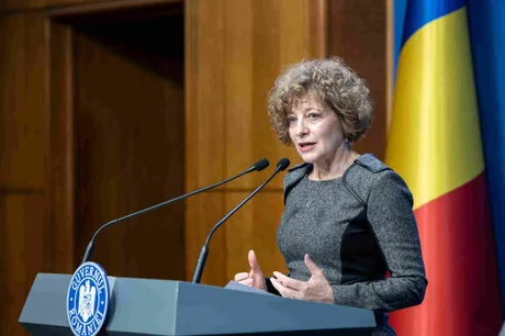 Vicepremierul Oana Gheorghiu discută despre reformele în companiile de stat.