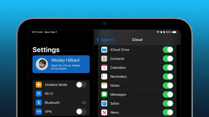 Utilizator iCloud pe un dispozitiv Apple, setări activitate și opțiuni disponibile.
