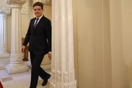 Nicușor Dan discută despre criza politică și alegerile anticipate.